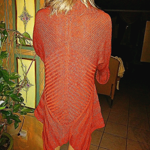 FINAL SALE SIONI NEW Orange color Long sweater. - Picture 5 of 7